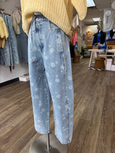Load image into Gallery viewer, Monroe Jeans
