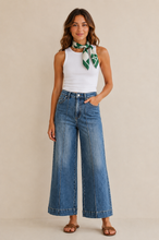 Load image into Gallery viewer, Amara Jeans
