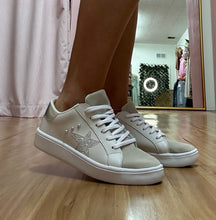 Load image into Gallery viewer, star sneakers
